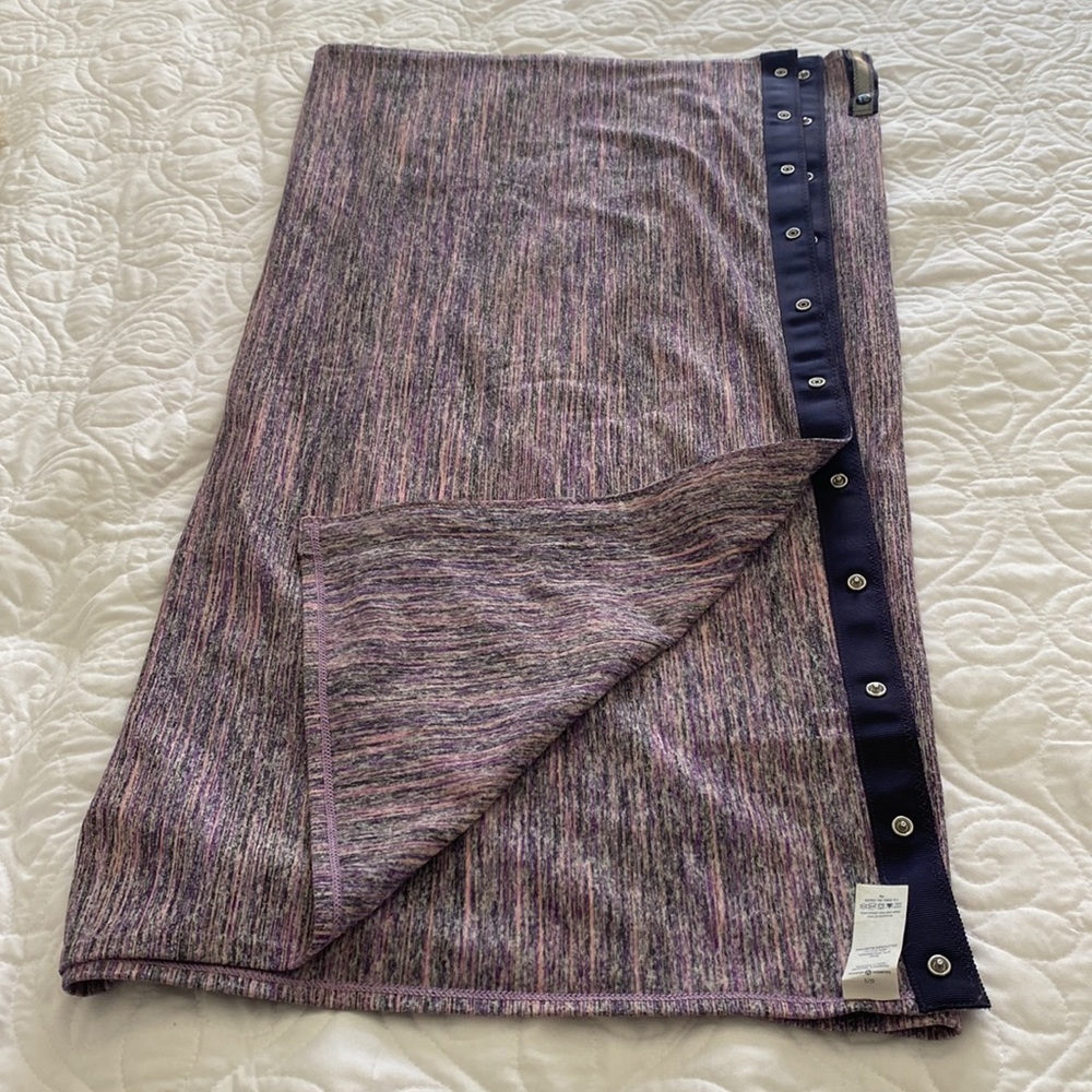 Lululemon Snap Scarf